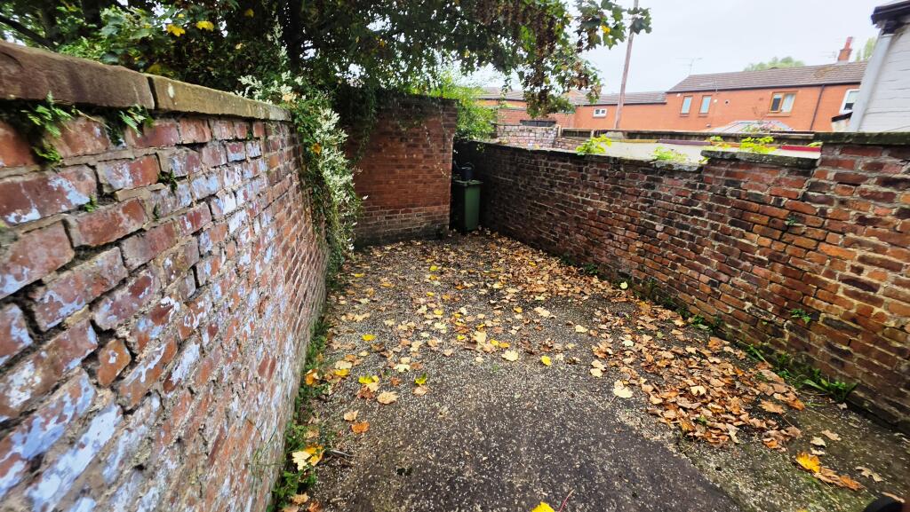 Fairfield Road, Droylsden photo 4
