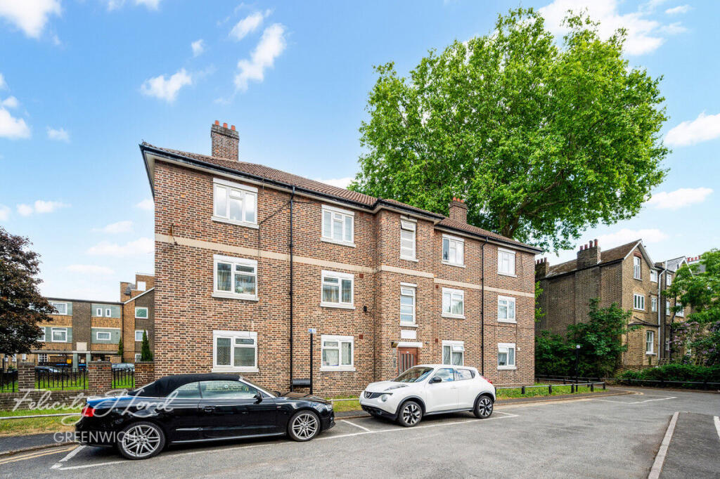 Maitland Close, Greenwich, SE10 photo 4