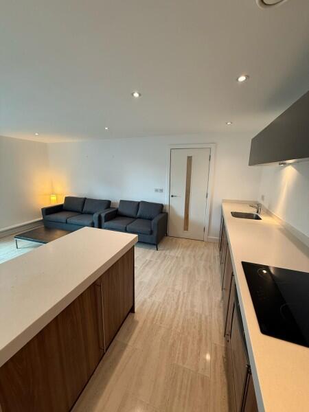 Apartment in Birmingham, West Midlands - View 3
