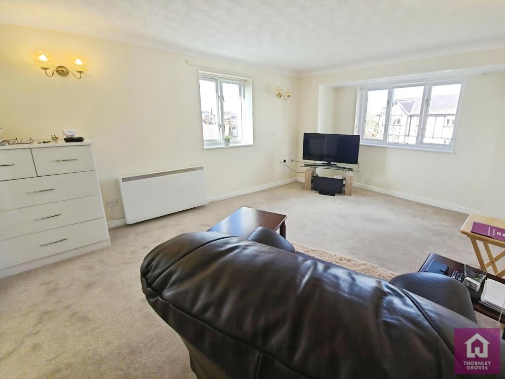 Queens Park House, Queens Park View, Chester, Cheshire, CH4 photo 2