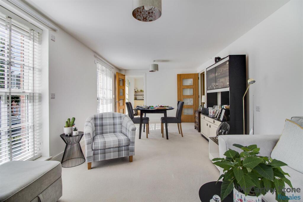 Additional image 5 of Peel Court, College Way, Welwyn Garden City, Hertfordshire, AL8 6DG