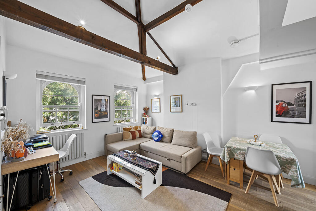 Apartment in London - View 4