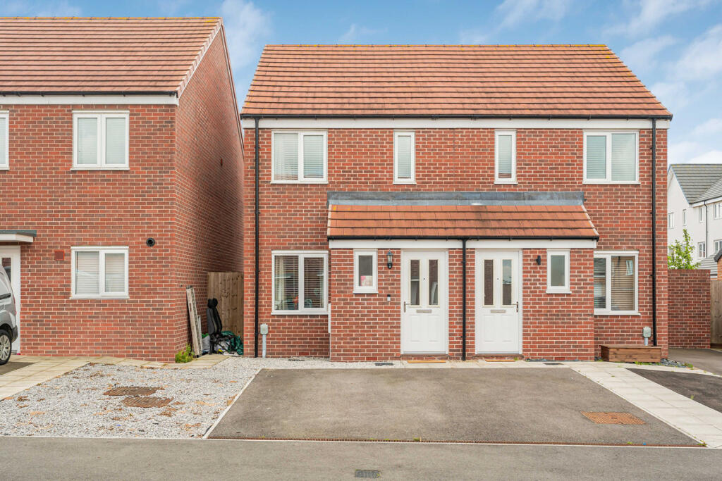 Main image of property: Allen Close, Wantage, OX12
