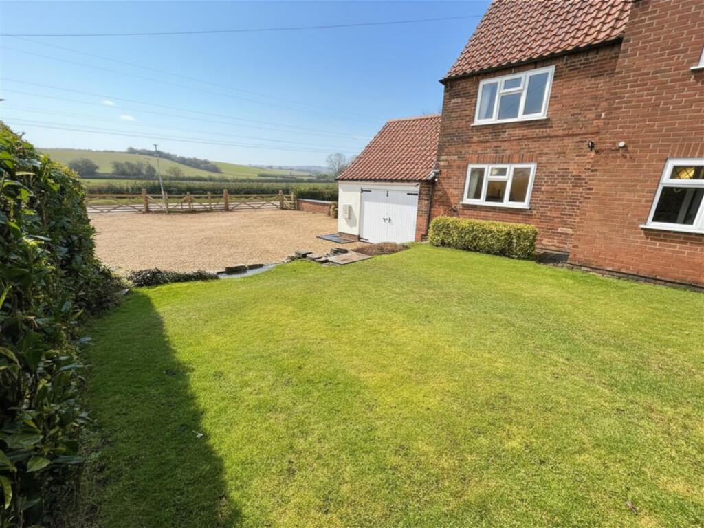 Main image of property: Moorhouse Road, Laxton, Newark