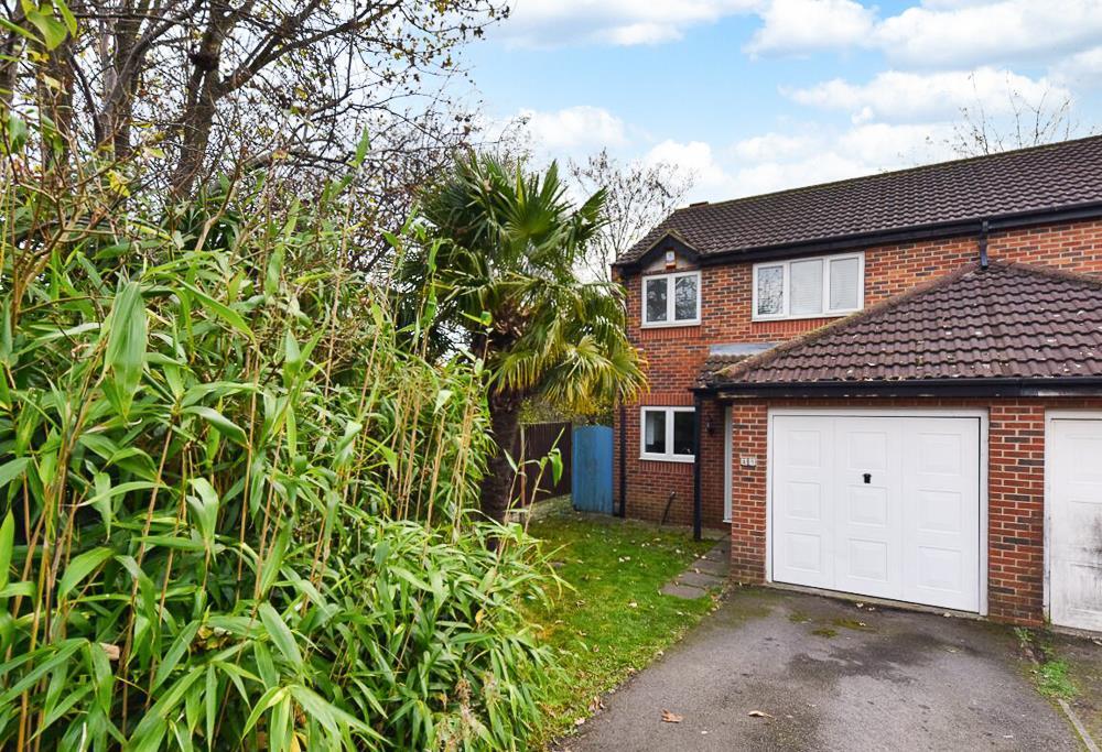Main image of property: Lawrence Avenue, Colwick, Nottingham