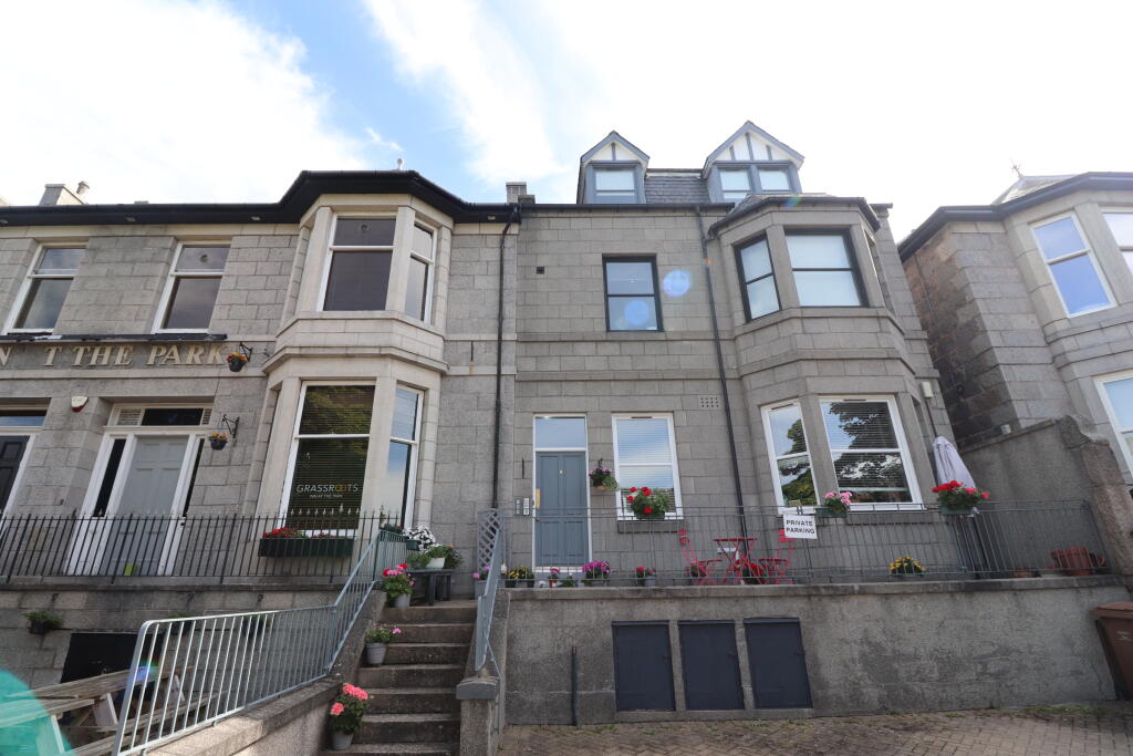 Main image of property: 4C Deemount Terrace, Aberdeen, AB11