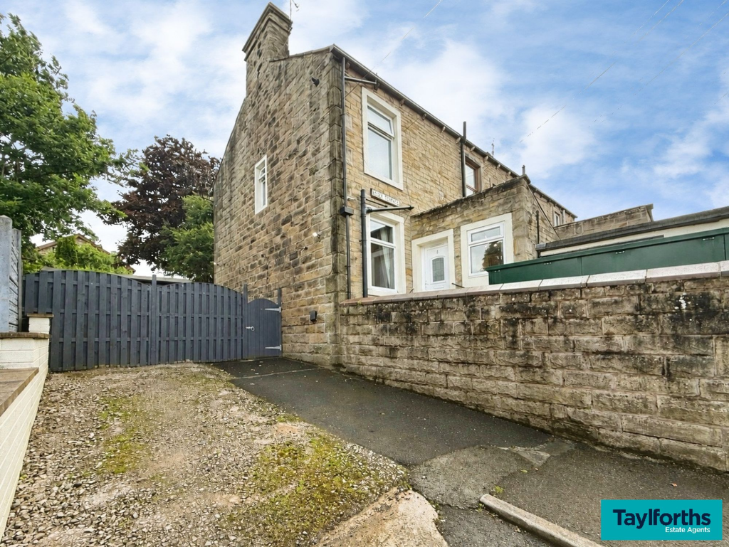 House in Pendle, Barnoldswick - View 2