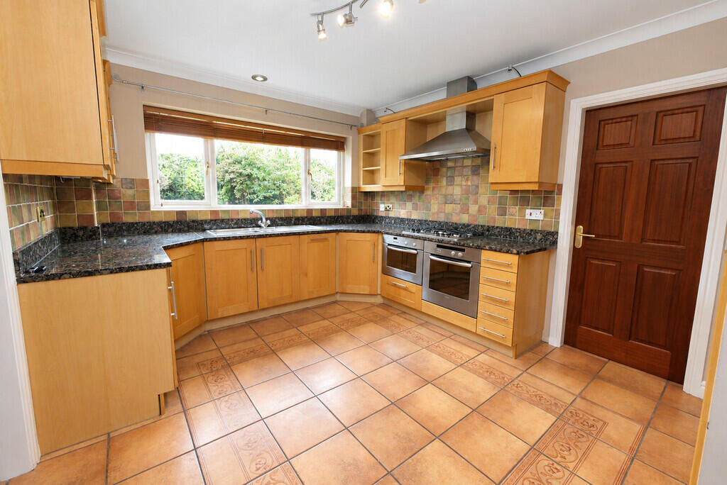 Rose Hill Court, Bessacarr, Doncaster photo 3