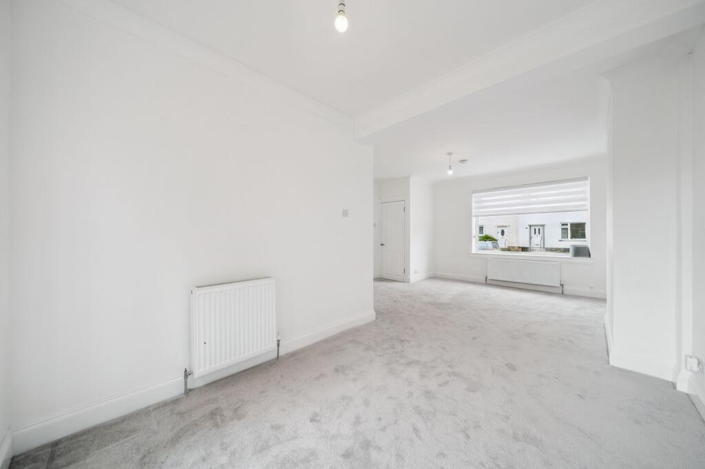 Lochlea Road, Busby, G76 photo 4