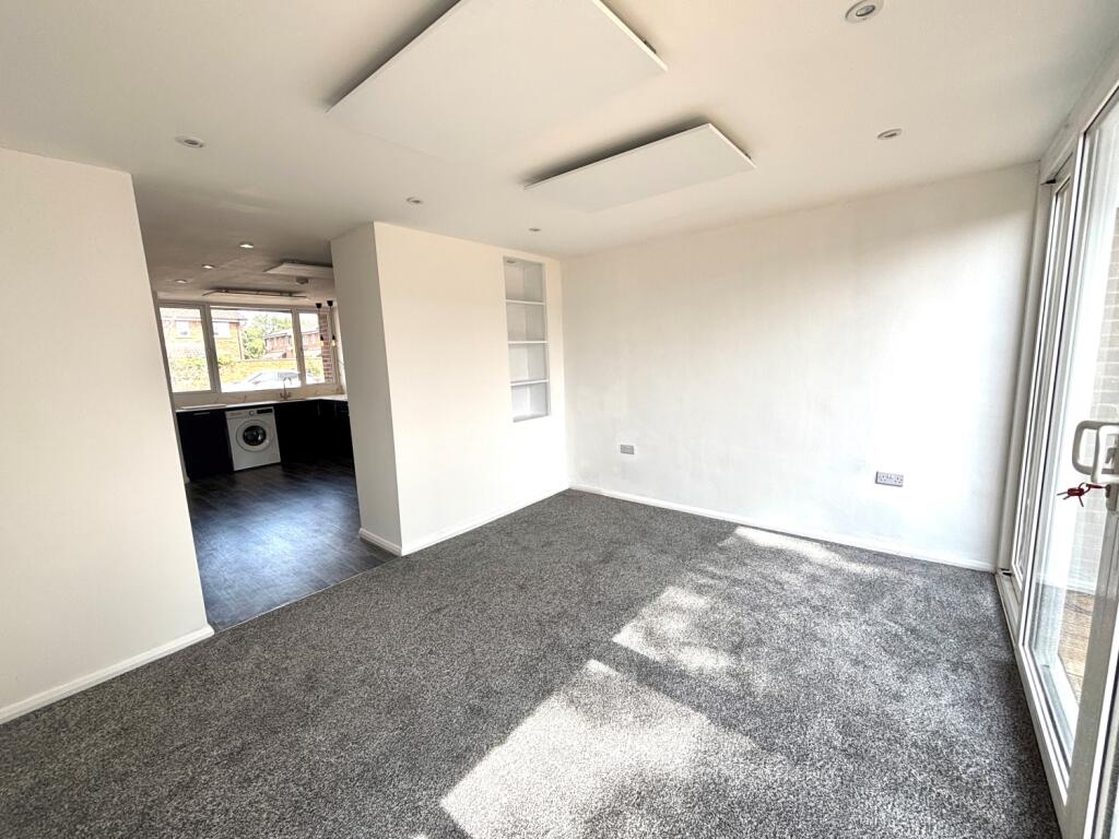 House in Twickenham - View 2