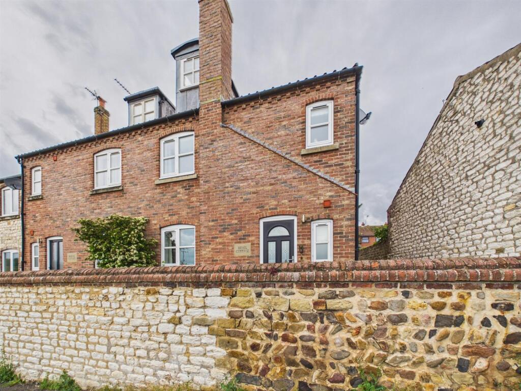 Main image of property: Bridlington Road, Flamborough