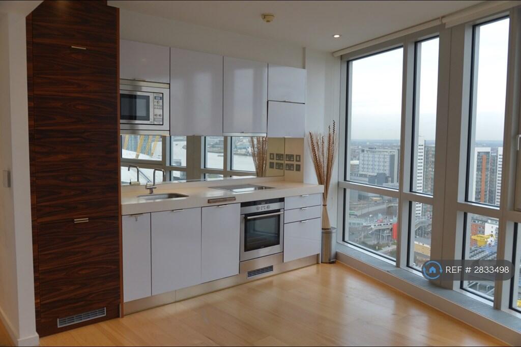 Main image of property: Ontario Tower, London, E14