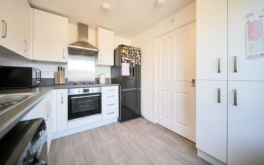 House in Swindon - View 5