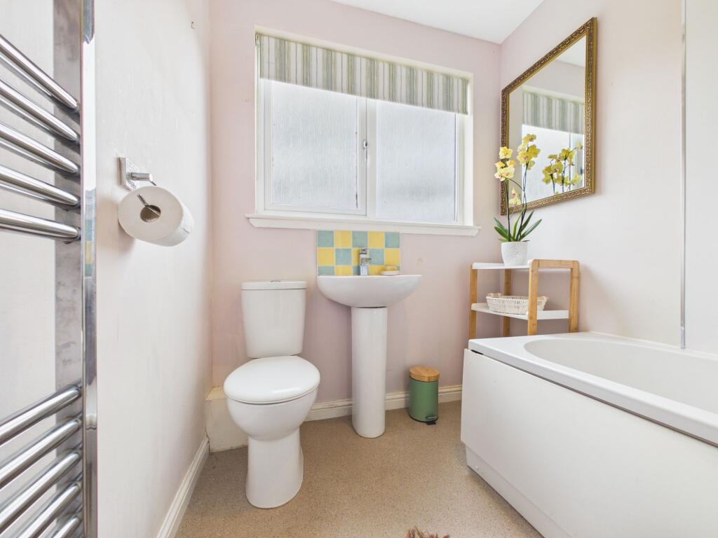 House in Motherwell - View 5