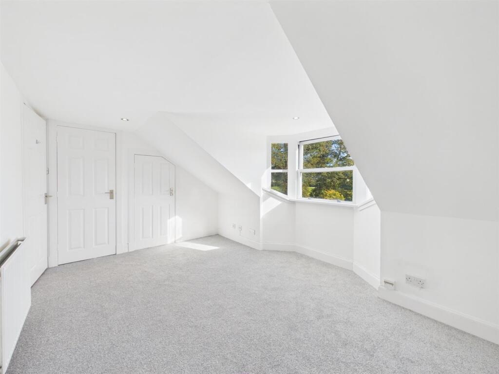 Apartment in Perth - View 5