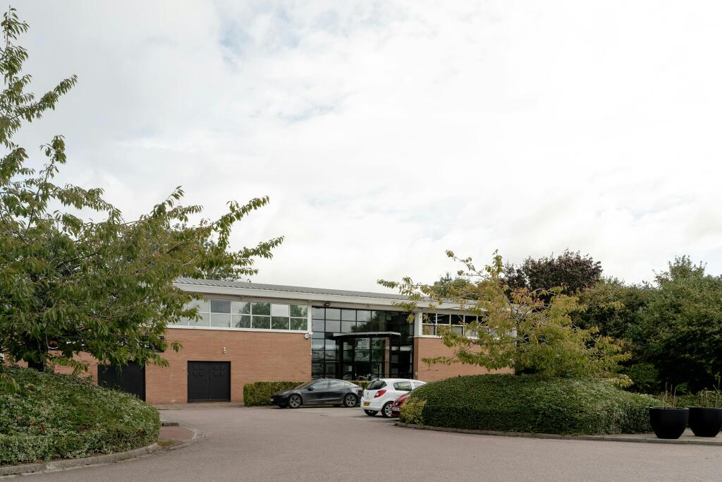 External 3.jpg