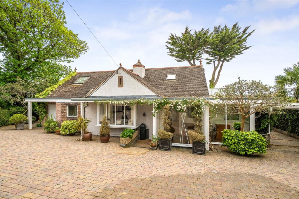 Maison, 232 m²