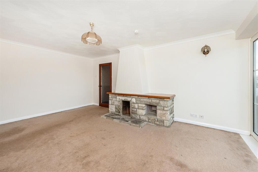 House in Horndean - View 5