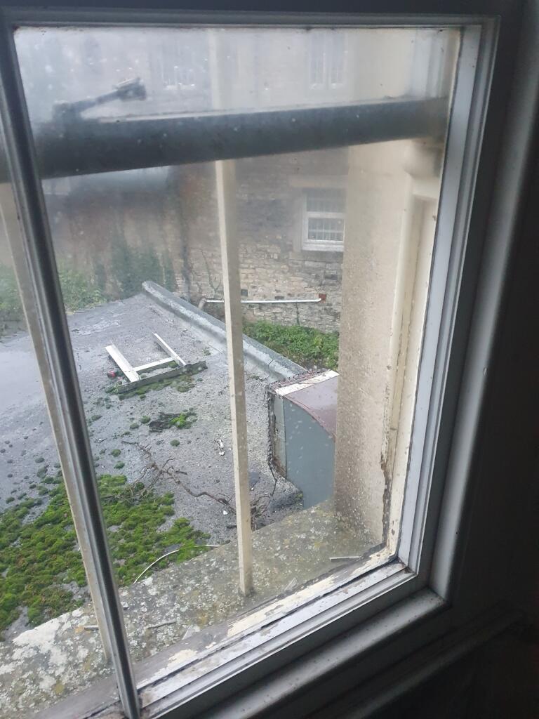 Flat roof