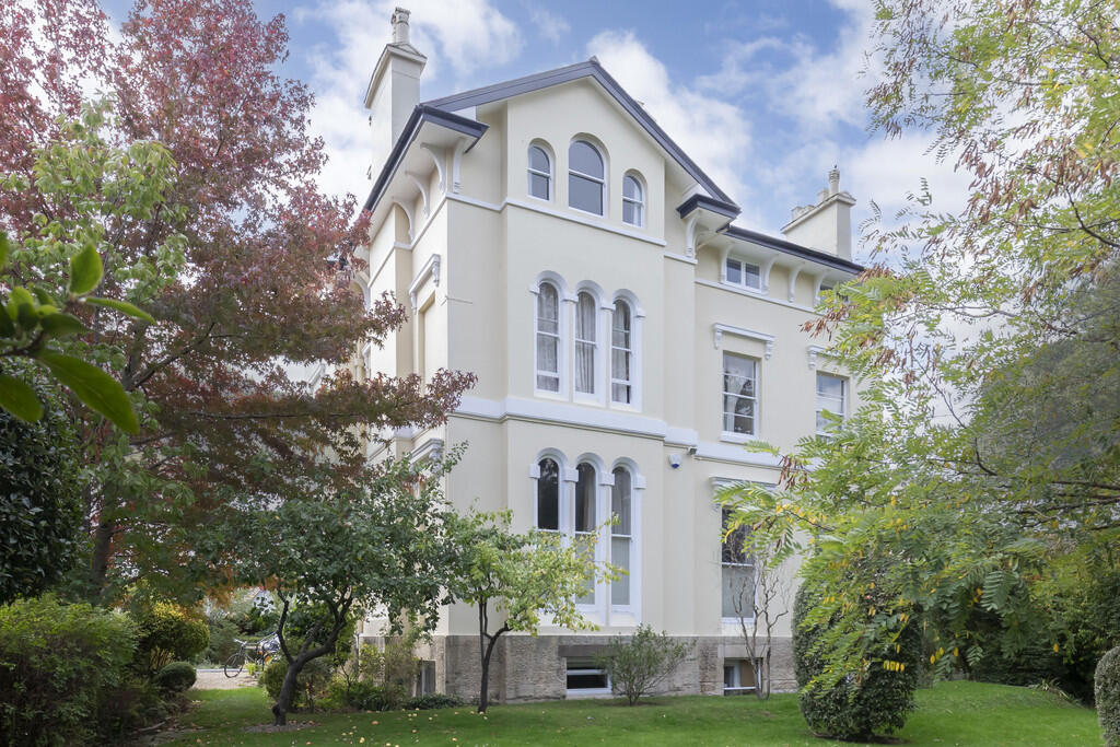 Main image of property: Hatherley Road, Cheltenham GL51 6EQ