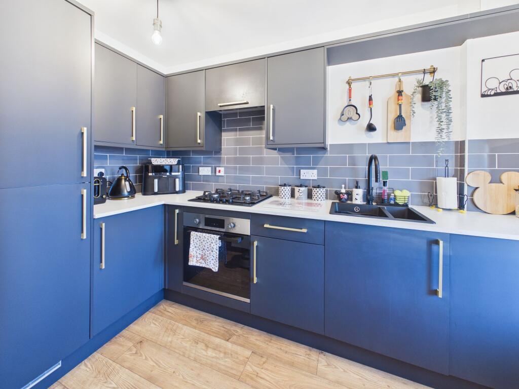 House in Ashfield, Sutton in Ashfield, Stanton Hill - View 4
