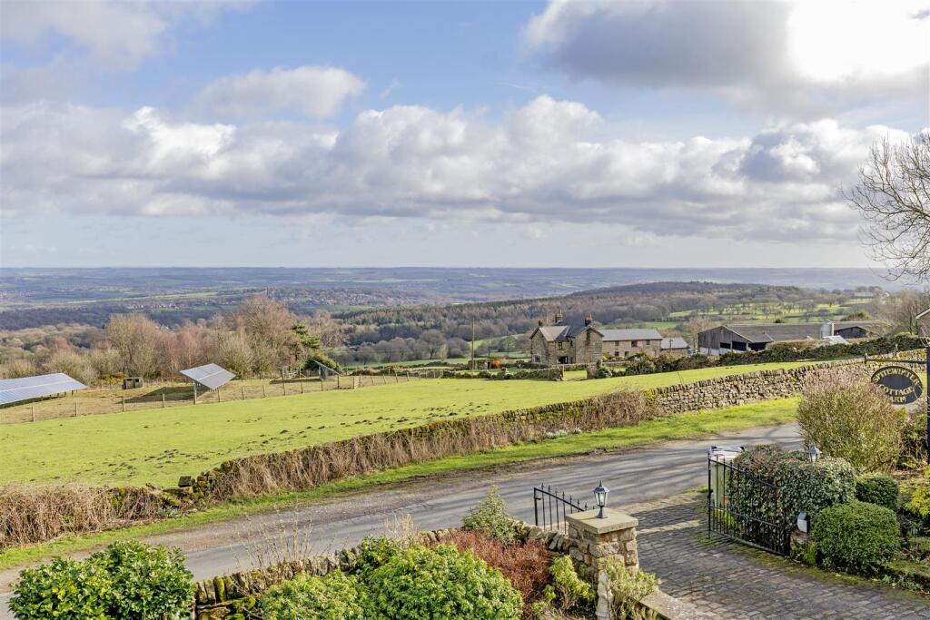 Spitewinter Cottage Farm-Highashes Lane, Ashover photo 2