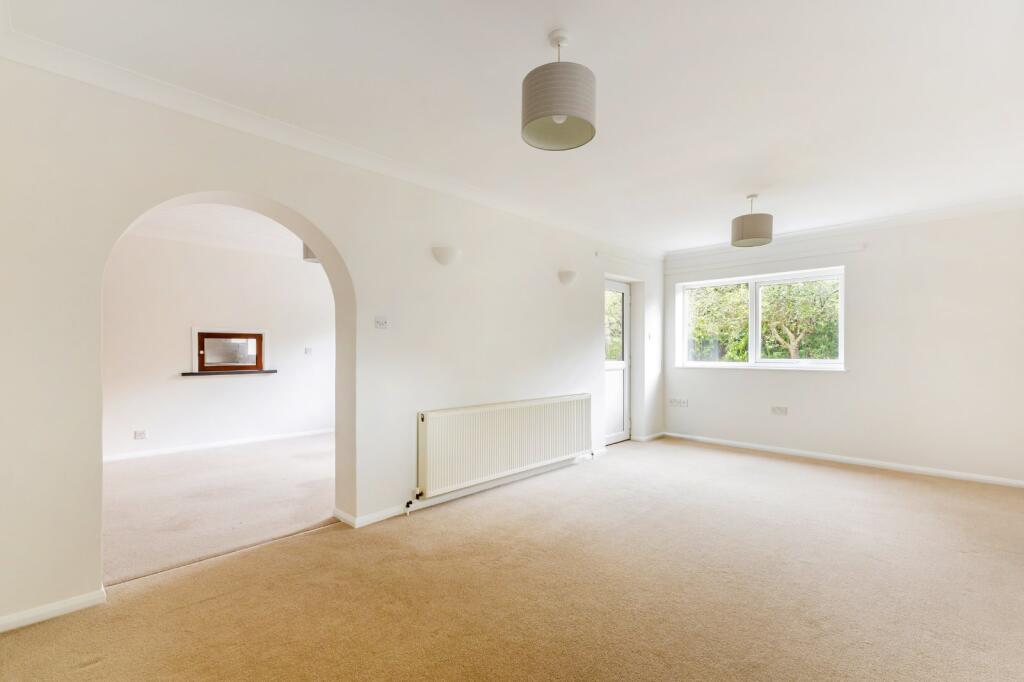House in Guildford - View 3