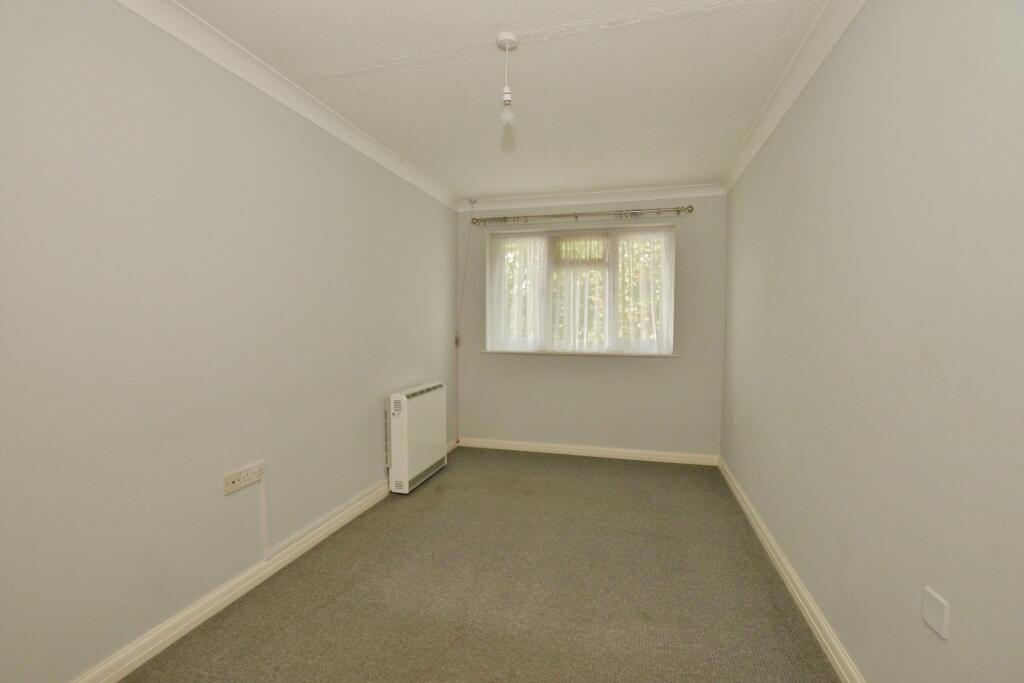 Apartment in Tonbridge - View 5
