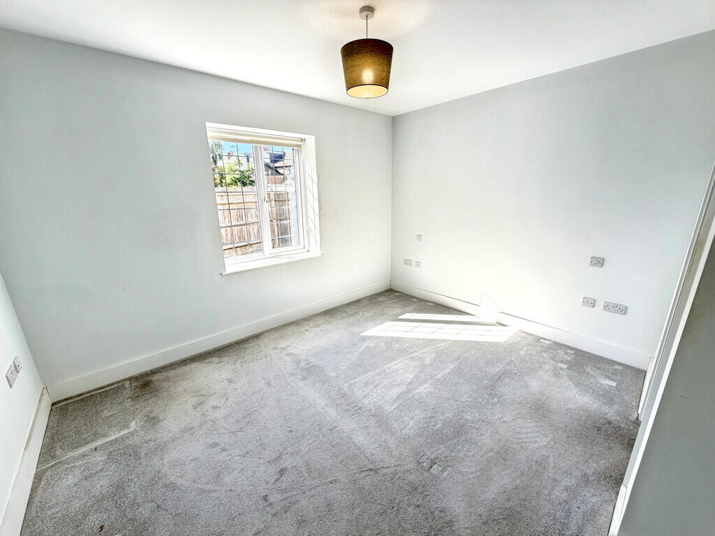 Apartment in Arun, Rustington - View 5