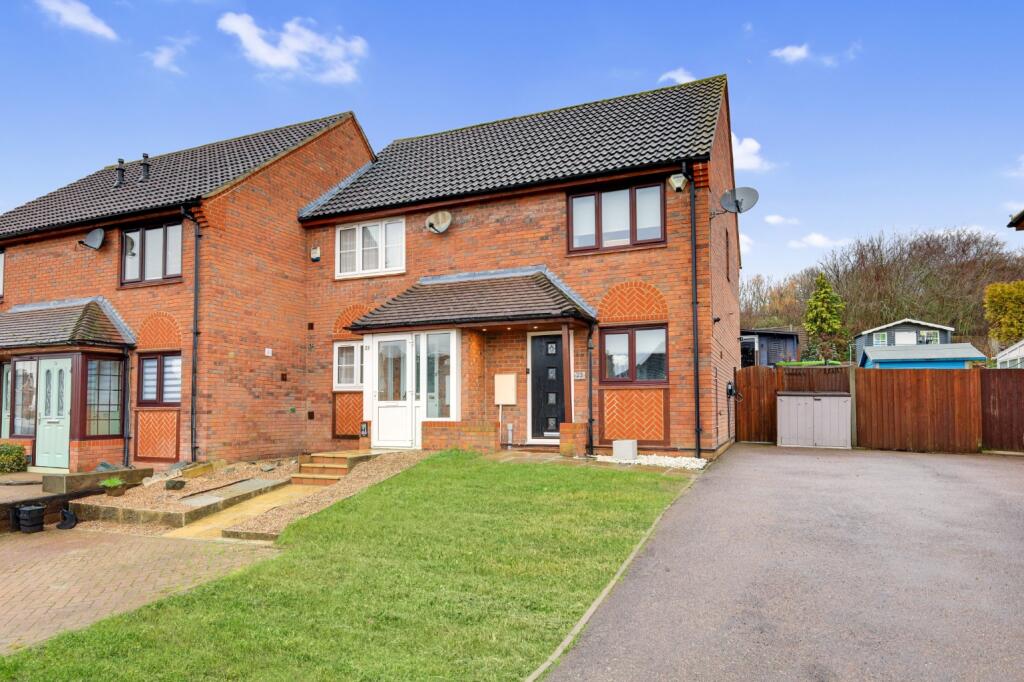 Main image of property: Mountview Close, Basildon