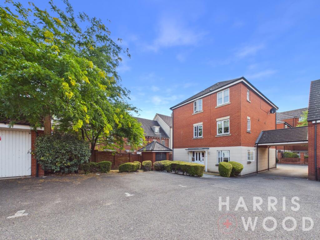 2-bed flat on Halcyon Close, Witham, Essex, CM8, £210,000