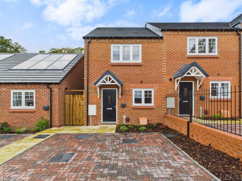 Main image of property: Redcliff Close, Kinver