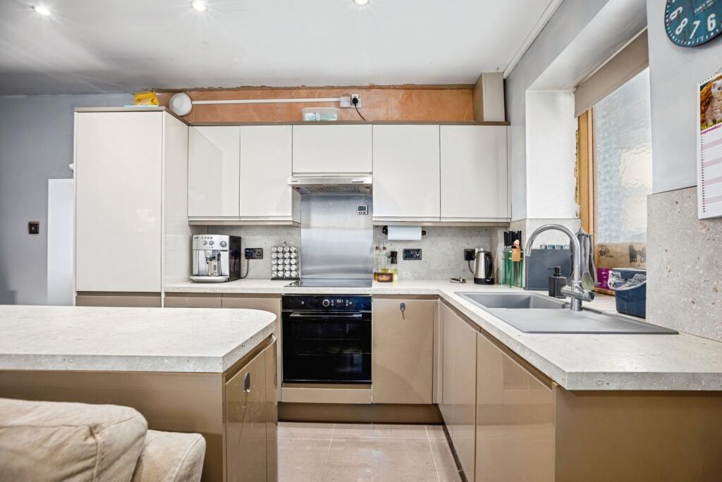 House in Llanfarian - View 4