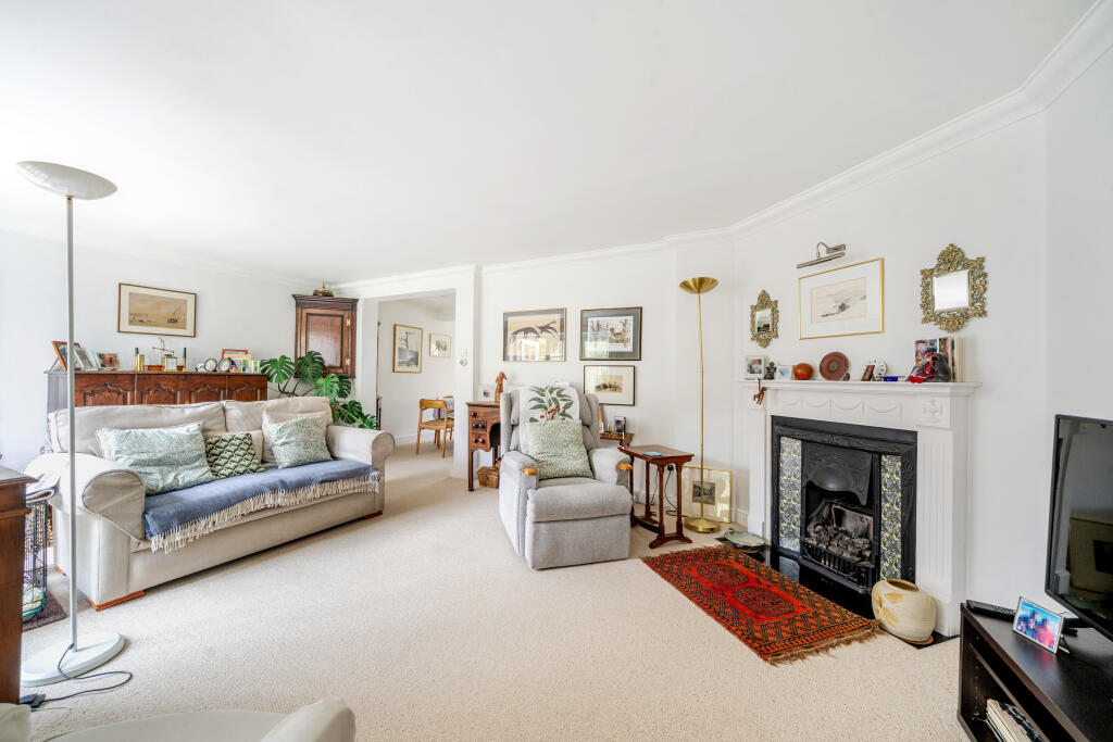 Hill Street, St. Albans, AL3 - View 3