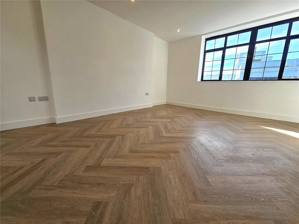 Main image of property: North End, Croydon, CR0