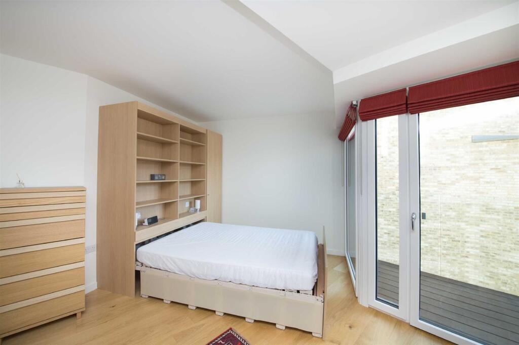 Apartment in London - View 4