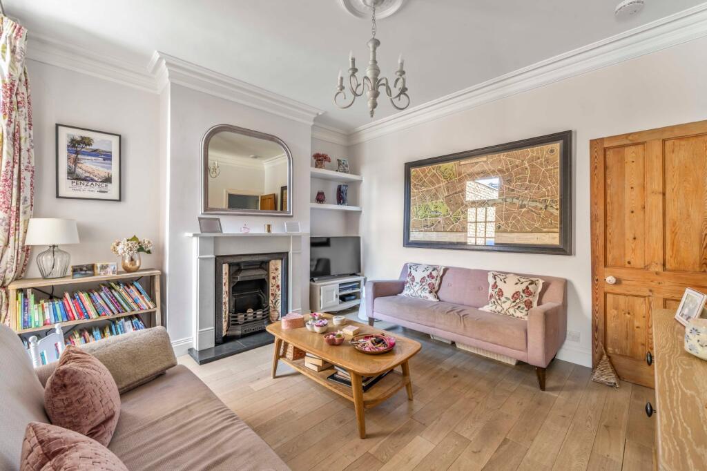 House in London - View 3