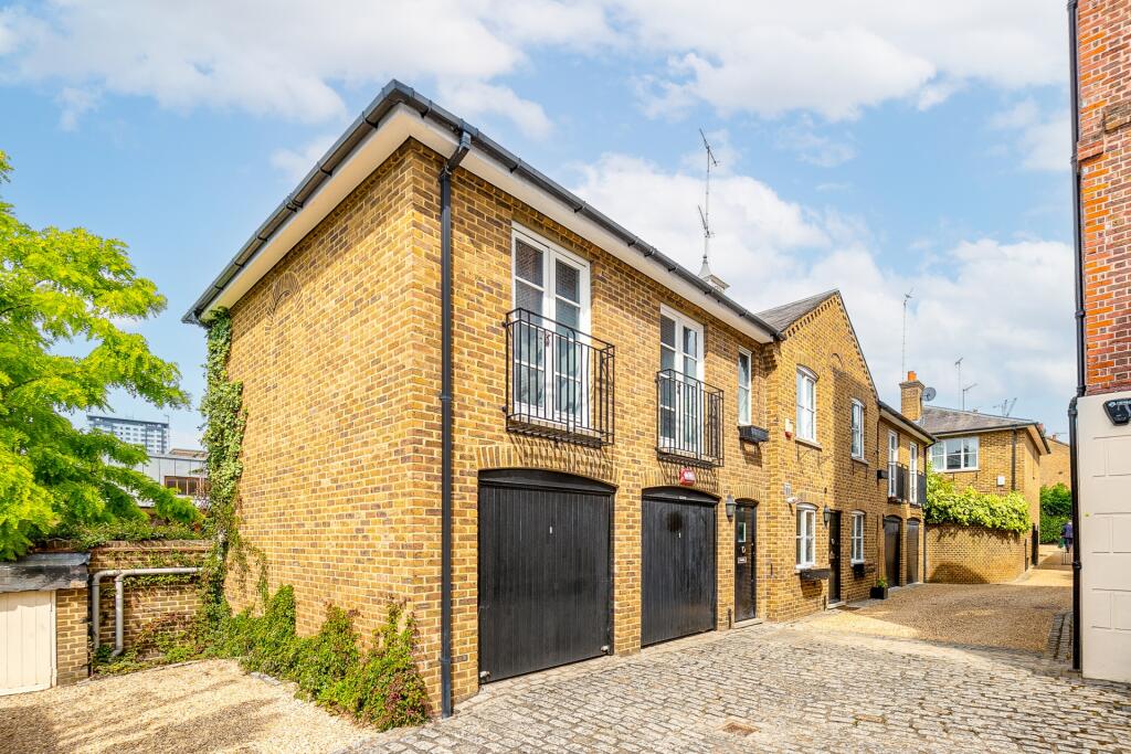 Main image of property: Lancaster Mews, Wandsworth, SW18