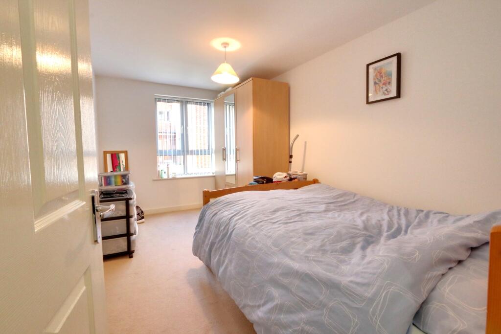 Apartment in York - View 4