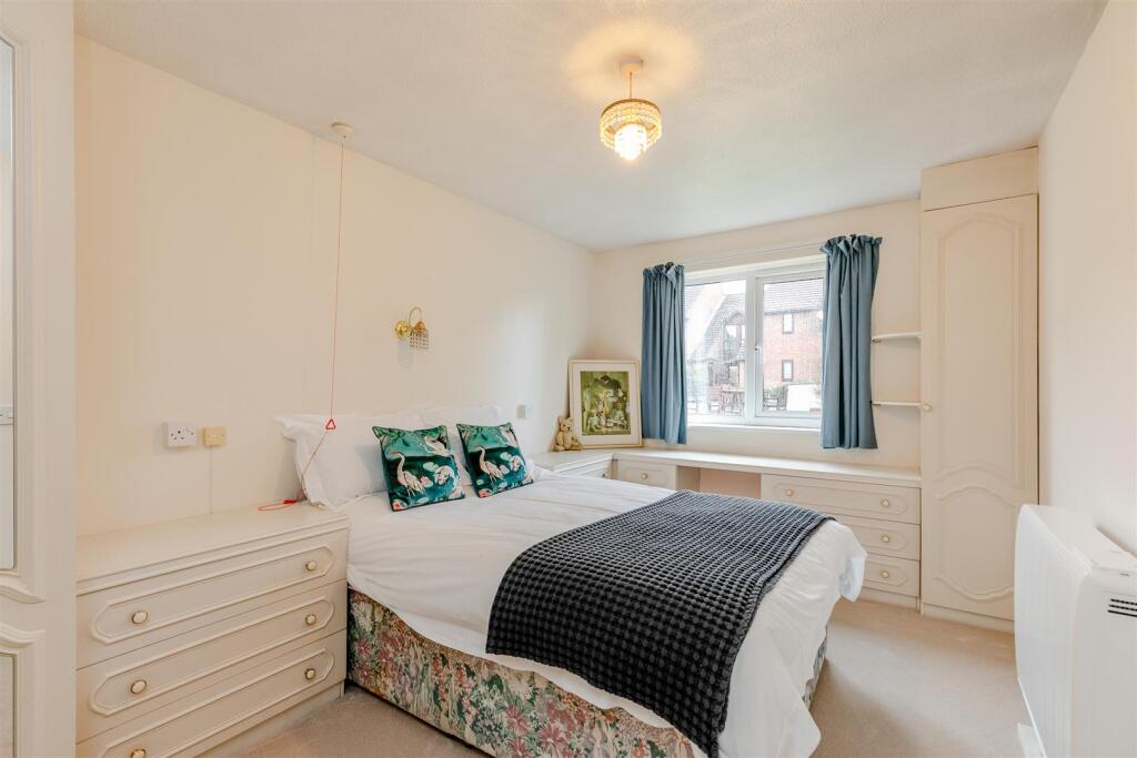 Apartment in Bristol - More