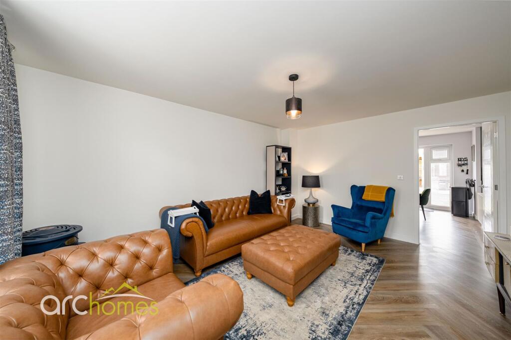 House in Wigan, Howe Bridge - View 5