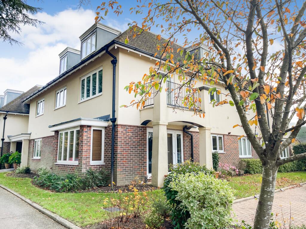 4 Birklands, Kithurst Lane, West Sussex, RH20 4BF photo 2