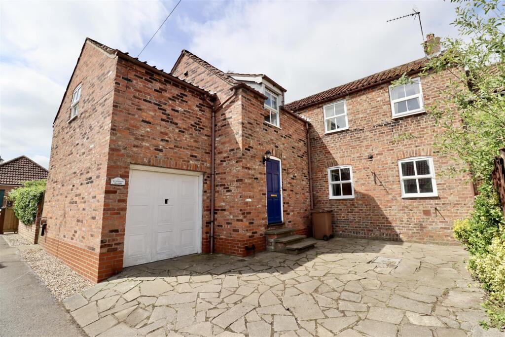 Main image of property: Main Street, North Dalton