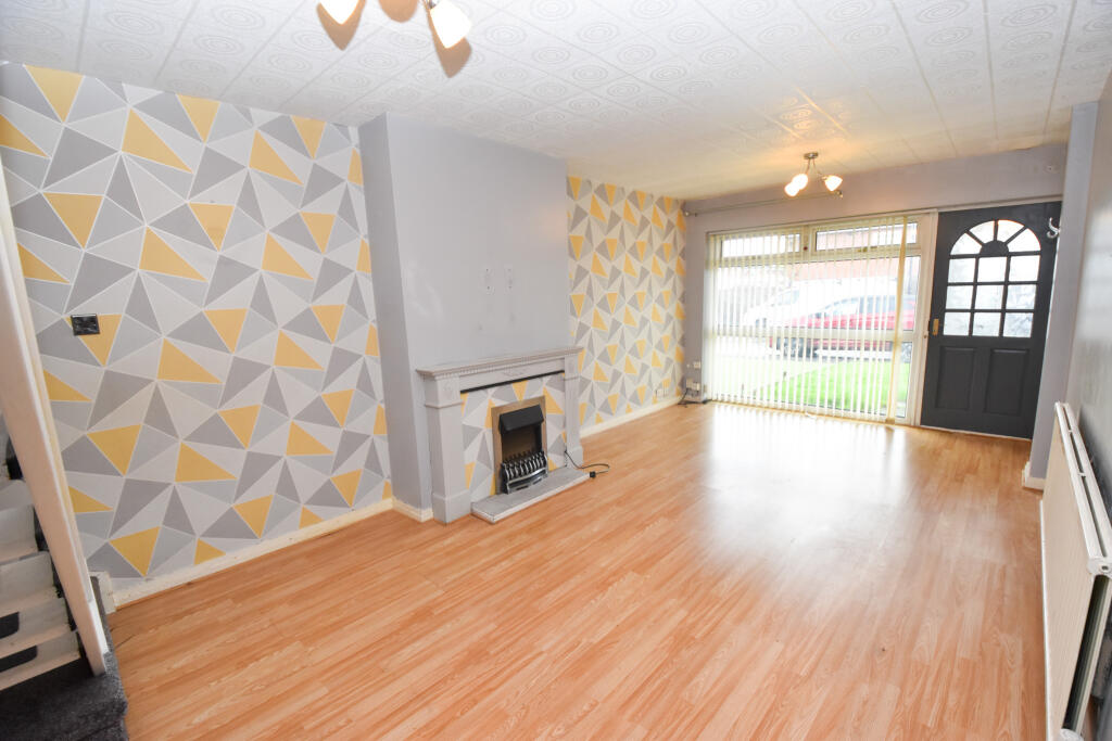 Dunster Drive, Flixton, Manchester, M41 6WR photo 2