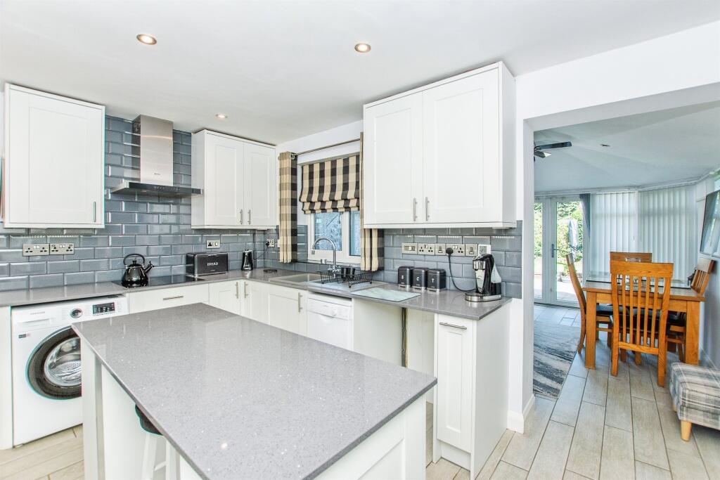 House in South Holland, Sutton Bridge - View 3