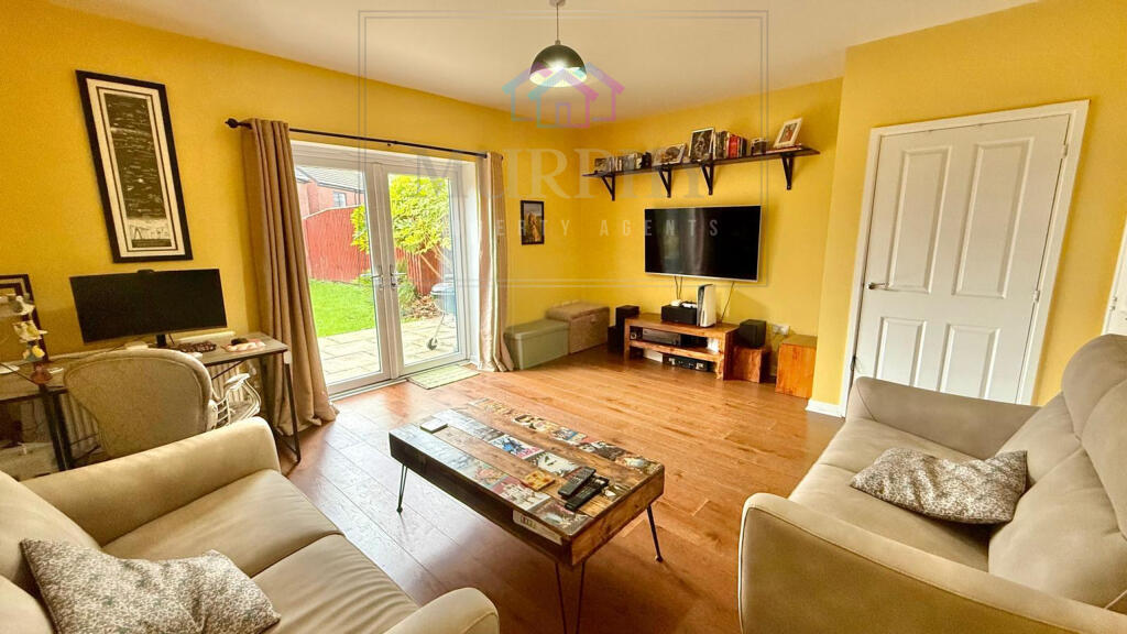Lapwing Road, South Elmsall, Pontefract, West Yorkshire photo 3