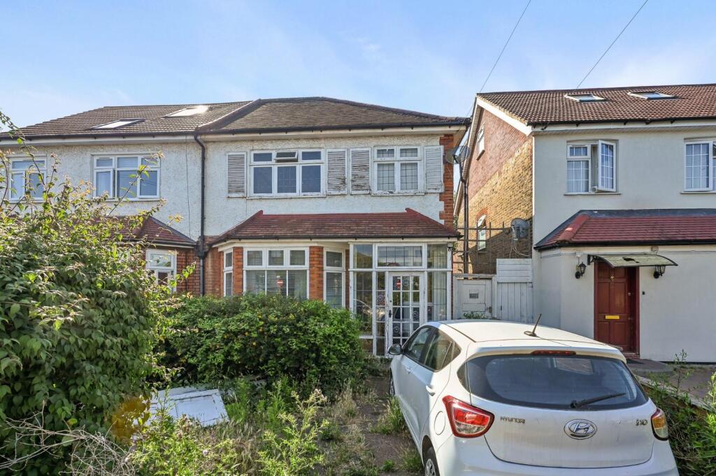 Main image of property: The Crescent, Acton