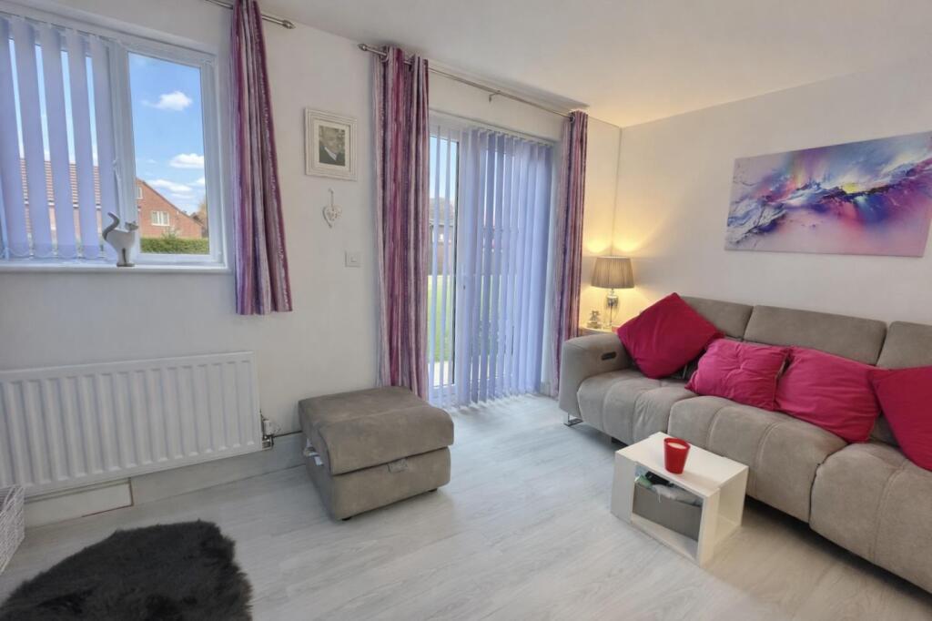 Iris Close, Sowerby, Thirsk photo 2