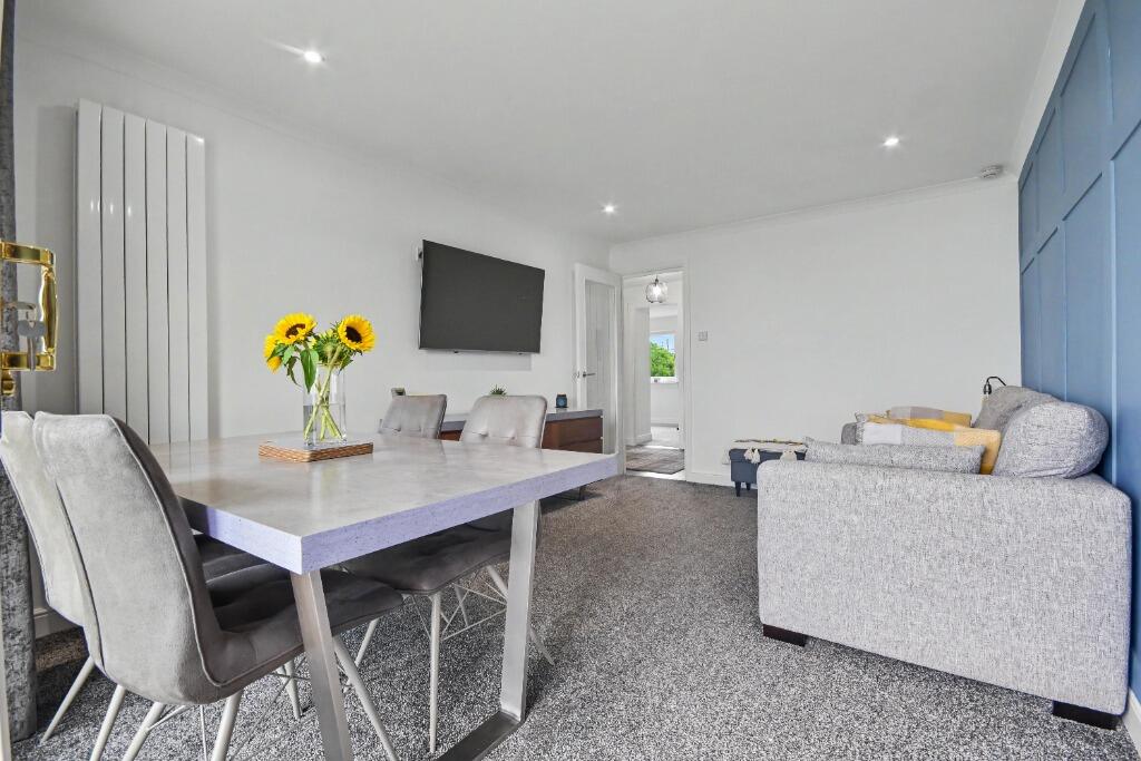 Apartment in Paisley, Inverclyde - More