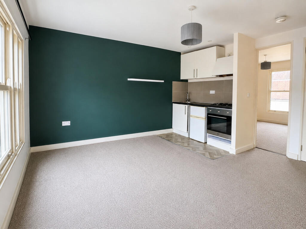Main image of property: High Street, Rochester, ME1